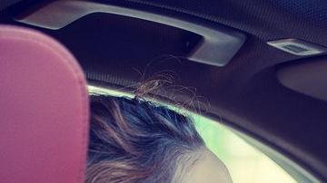 Tan solo basta con una hora menos de sueño y notarás tus deficiencias al volante.