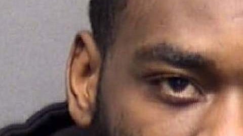 El acusado, identificado como Drevon Alexander Perkins, tiene 26 años.