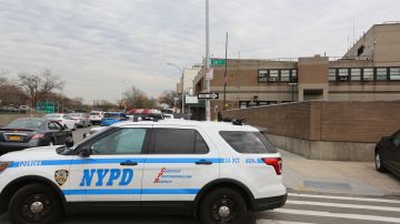 NYPD en Astoria, Queens.
