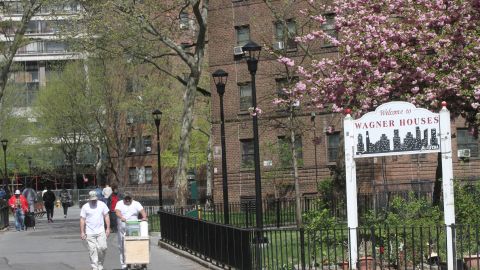 Vecindario de El Barrio y el complejo de NYCHA Robert Wagner Houses.
