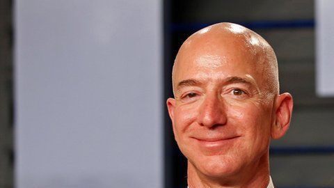 106307937_mackenziebezos