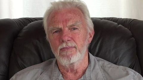 Ron Thompson asegura que cazó a tantos animales para su propio bien.