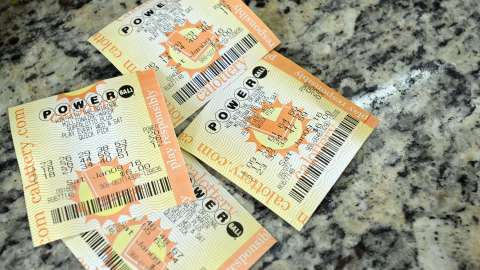 Powerball lottery jackpot at 900 million