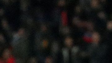 Dani Alves del Paris Saint-Germain celebra un gol ante el Nantes en la semifinal de Copa.