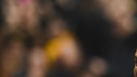 Wolverhampton no pudo alcanzar la final de Copa pese al golazo del mexicano Raúl Jiménez, que festejó con la máscara de 'Sin Cara'.