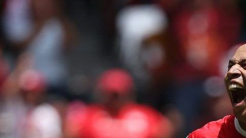 El jugador de Toluca Edgar Pardo hizo un doblete ante Monterrey.