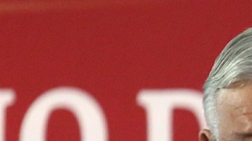 El presidente López Obrador y el secretario de Seguridad, Alfonso Durazo.