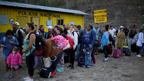 La nueva caravana inició su recorrido el pasado miércoles desde el norte de Honduras.