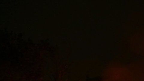 El incendio causado por el accidente ferroviario en forth Worth.