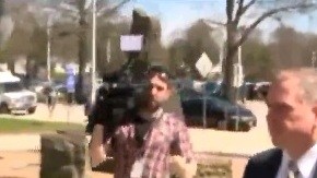 Uno de los detenidos