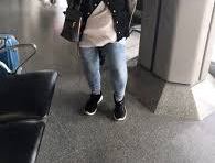 Natalie Wynn  no quiso pagar el extra de equipaje, por lo que se puso toda su ropa.