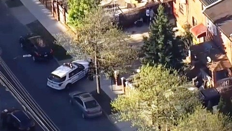 La policía en la casa de East New York