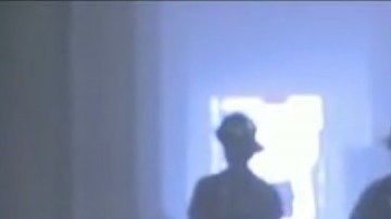 Bomberos dentro de St. John The Divine