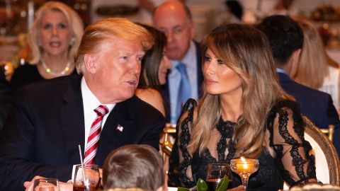 También se reporta que en sus viajes a Mar-a-Lago la pareja presidencial pasa más tiempo junta.