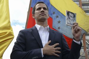 Juan Guaidó llega a Miami luego de ser expulsado de Colombia por el Gobierno de Petro