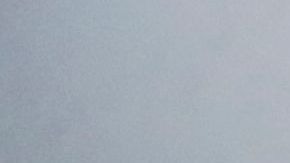 El humo y las llamas se elevan durante un incendio en la histórica catedral de Notre-Dame, en el centro de París, el 15 de abril de 2019, lo que podría implicar trabajos de renovación que se están llevando a cabo en el sitio, dijo el servicio de bomberos.