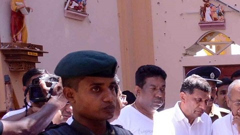 El presidente Trump dijo que EEUU enviará ayuda a Sri Lanka.
