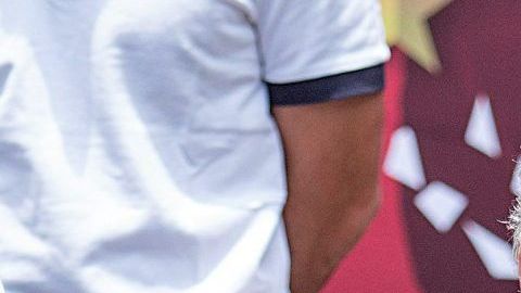 Jorge Vergara cuando reconoció a sus Chivas tras haber conseguido el campeonato del Clausura 2017.