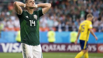El "Chicharito" Hernández se perdería la Copa Oro por el nacimiento de su hijo