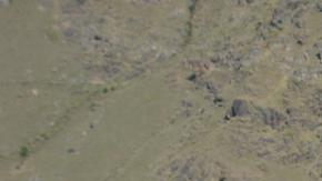 Marc Boix, niño nepalí adoptado, regresa a su pueblo siendo médico para ayudar a su comunidad.