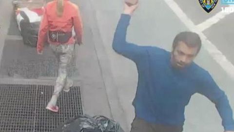 Ataque flagrante frente a los transeúntes