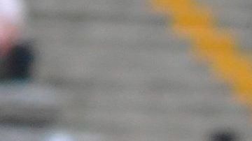 El jugador chileno de Pumas UNAM Martín Rodríguez y su 'tatuaje incómodo'.