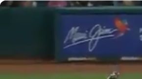 Collin McHugh esquivó la pelota al estilo The Matrix