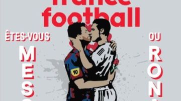 Un apasinado beso entre Messi y Cristiano Ronaldo fue la portada de la revista France Football