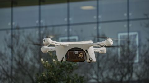 UPS Dron