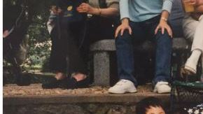 Esta foto es el único recuerdo que tenía de su amiga.