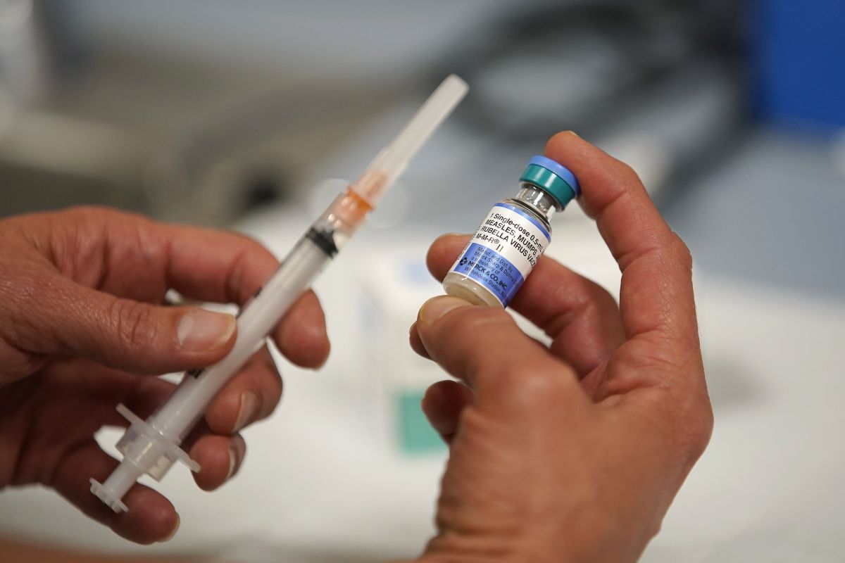 La vacuna contra el sarampión alcanza un nivel de prevención del 97% cuando se reciben dos dosis
