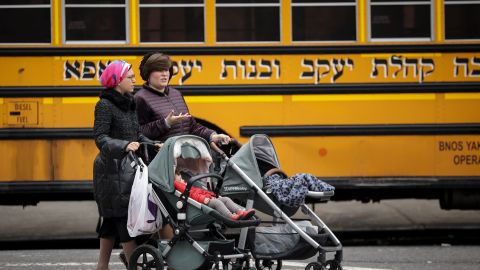 Muchos padres aseguran que la ciudad viola sus derechos religiosos