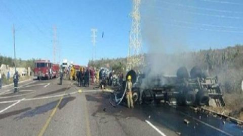 Tráiler con 75 migrantes se accidenta en el estado mexicano de Veracruz