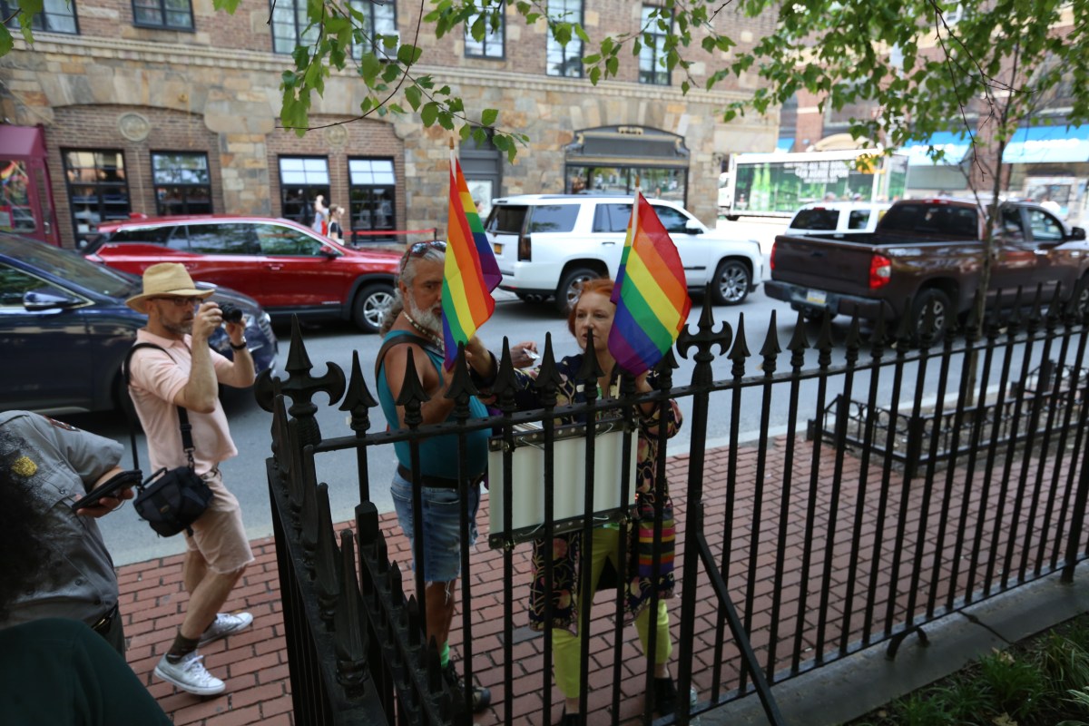 Nueva York ondea por un mes las banderas de la diversidad - El Diario NY