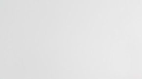 La entrevista en persona es esencial para lograr empleo.