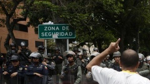 Cientos respondieron al llamado de Guaidó en Venezuela.