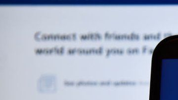 Facebook impide el abuso de la trasmisión de videos en vivo.