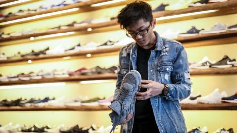 Adidas, Nike, Dr Martens, Converse y otras 170 empresas le pidieron a Trump que termine la guerra comercial con China.