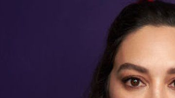 La serie la protagonizan Mishel Prada y Melissa Barrera.