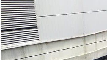 Las filas para entrar a la tienda Carlos III, en La Habana.