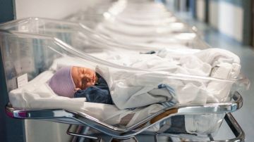 Dar a luz a un bebé humano es arriesgado.