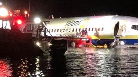 La nave en el río río St. Johns, cerca de Jacksonville