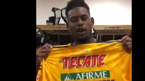 Juju Smith-Schuster presumió un jersey de Tigres que le regaló Javier Aquino