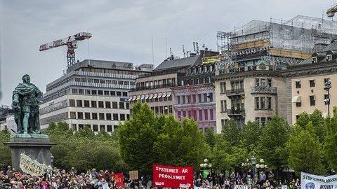 Greta Thunberg agradece a quienes participan en #SchoolStrike4Climate.