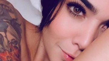 Erika Fernández vuelve a encender Instagram con su belleza.