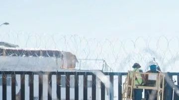 El presidente Trump busca utilizar recurso del Ejército para construir el muro.