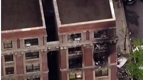 Toma aérea del edificio afectado