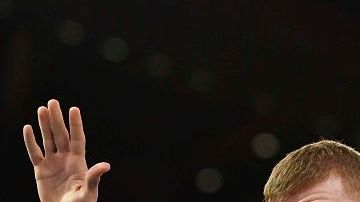 Saúl "Canelo" Álvarez disputará tres títulos de pedo medio ante Daniel Jacobs