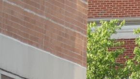 El campus en bloqueo después de un tiroteo en la Universidad de Carolina del Norte en Charlotte.