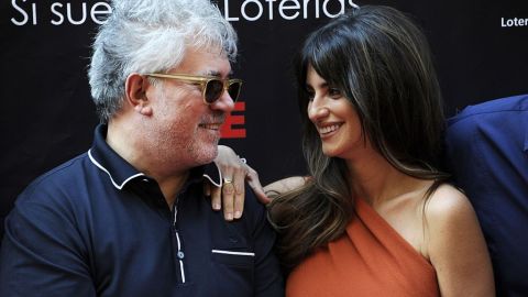 Pedro Almodóvar junto a Penélope Cruz.